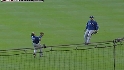 Vizquel's over-the-shoulder grab