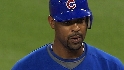 Lee extends his hitting streak