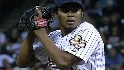 Arias extends his streak