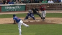 Lee's solo homer