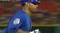 Lee's go-ahead homer