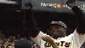 Bonds smacks his 73rd homer