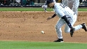 Jeter miscue brings in Mo