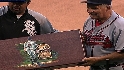Guillen gives Cox gift