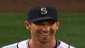 Lee's complete-game win