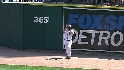 Schlereth escapes the jam