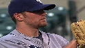 Davis retires seven straight