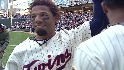 Casilla's walk-off single