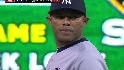 Mo gets the Yanks out of trouble