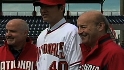 Wang re-signs with Nationals