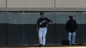 Greinke throws batting practice
