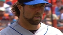 Dickey dominates for the Mets