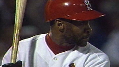 In analytics' defense: Some glove data passes eye test