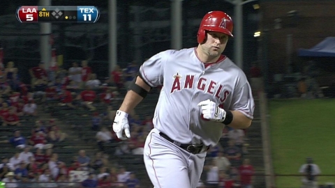 Indians sign Branyan to Minor League deal
