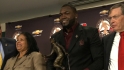 Ortiz receives Clemente Award