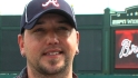 Aldean works out with Braves
