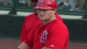 Calhoun singles in the ninth