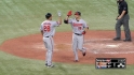 Davis' two-run homer