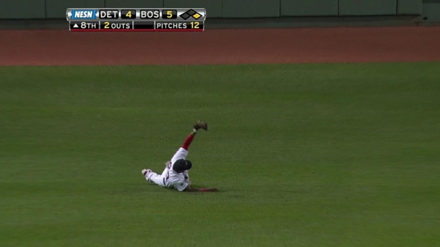 Mets give outfielder Byrd shot at making roster