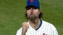 Dickey completes one-hitter