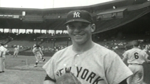 Mantle's '60 contract to be auctioned for Sandy relief