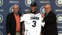 Zunino signs with the Mariners