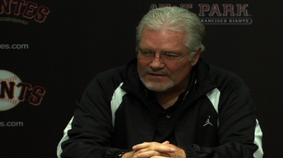 Giants GM Sabean biding time for possible trades