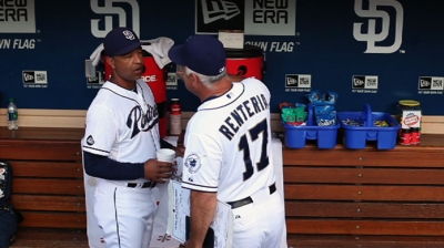 Padres to retain all of skipper Black's coaches