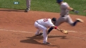 Middlebrooks' barehanded play