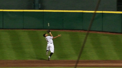 Maxwell recognized as Astros' top glove man