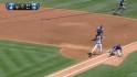 Beltre, Moreland make the play