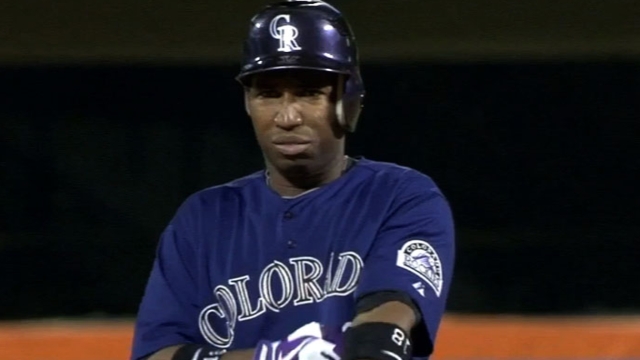 Herrera, Rockies compromise on $900K deal