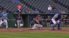 De Vries delivers as Twins roll in twin bill opener