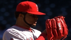 Angels break through vs. Felix to back Ervin