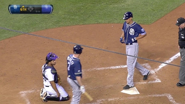 Venable avoids arbitration with Padres