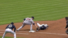 Offense goes cold as Braves fall to Brewers