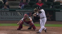 Astros complete late rally to cool off Phillies
