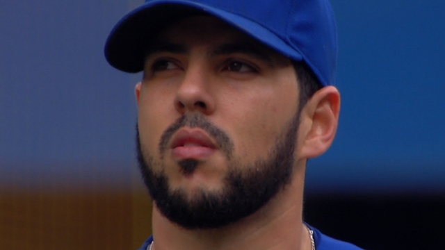 Cubs officially announce Villanueva signing