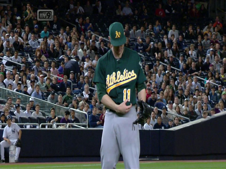 Baseball Video Highlights & Clips | OAK@NYY: Ichiro singles into Parker