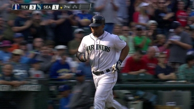 O's acquire outfielder Thames from Mariners