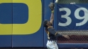 McCutchen's nice running catch