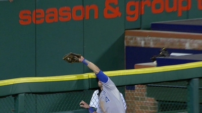 Gordon repeats as AL Gold Glove winner in left
