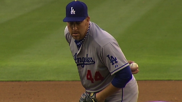 Mariners get Harang in swap with Rockies
