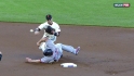 Holliday choca con Scutaro al deslizarse en la 2B