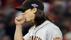 Lincecum looks to relieve Giants of NLCS deficit