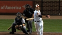 Indians acquire Mark Reynolds