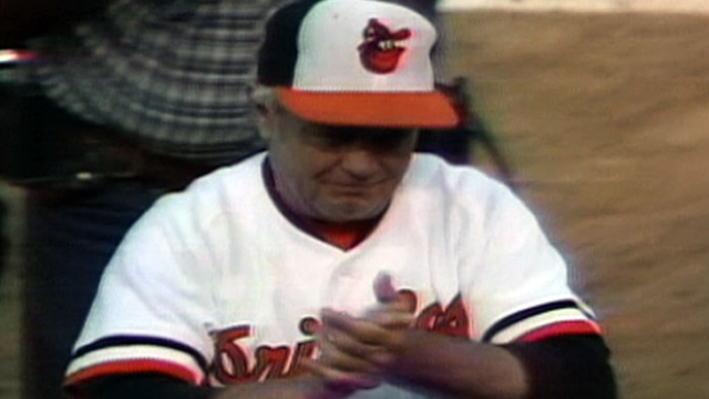 Orioles draw huge raves during FanFest