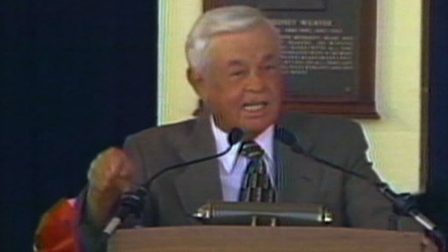 Baseball world mourns loss of O's legend Weaver