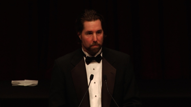 Musial news lends perspective at BBWAA dinner