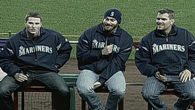 FanFest stirs anticipation for Spring Training